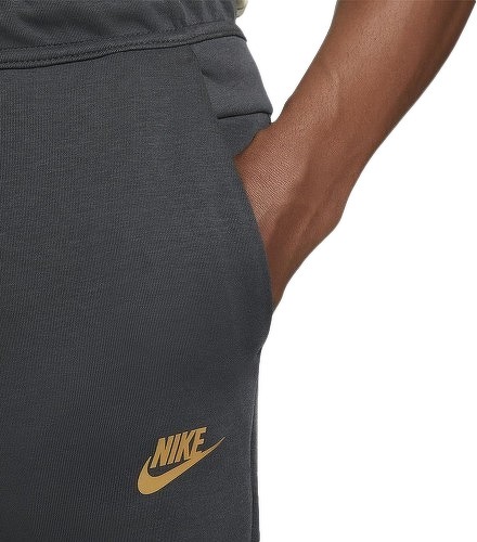 NIKE-Tech Fleece Jogging-3