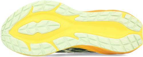 ASICS-Novablast 3 TR-4