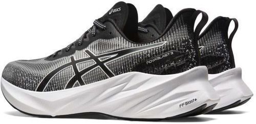 ASICS-Novablast 3 LE-4