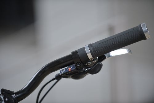 VamDrais-Vélo tout térrain Mont d'Or Chrome - 27,5", Fourche ZOOM 110mm, Mono plateau, 8 vitesses SHIMANO Altus-2