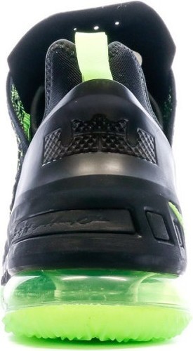 NIKE-LeBron-2