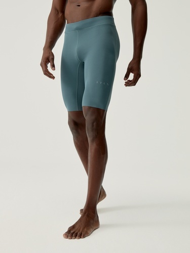 Born Living Yoga-Short de yoga Bay Born Living Yoga pour hommes-0