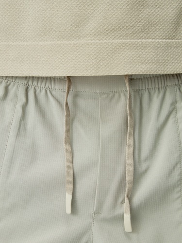 Born Living Yoga-Rhein Born Living Short De Yoga-2