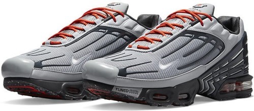 NIKE-Basket Nike AIR MAX PLUS 3-1