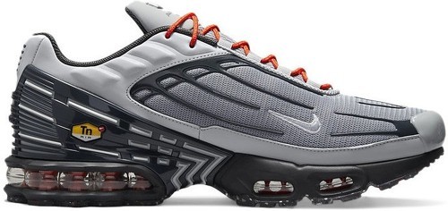 NIKE-Basket Nike AIR MAX PLUS 3-3
