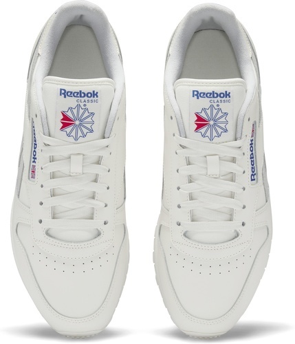 REEBOK-En Reebok Classic-2