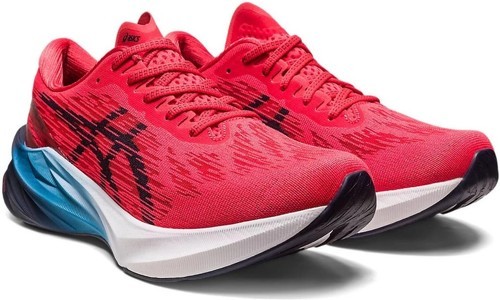 ASICS-Novablast 3-2