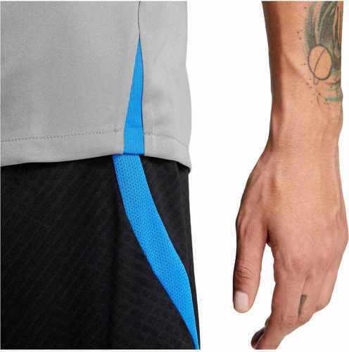 NIKE-FC Barcelona Strike Shirt 2022/2023-4