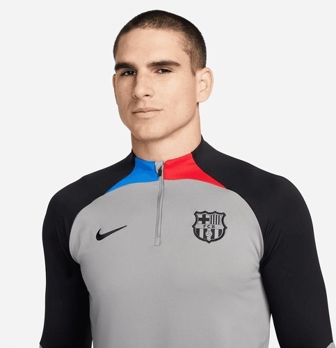 NIKE-Training Top Barça Strike Gris-3