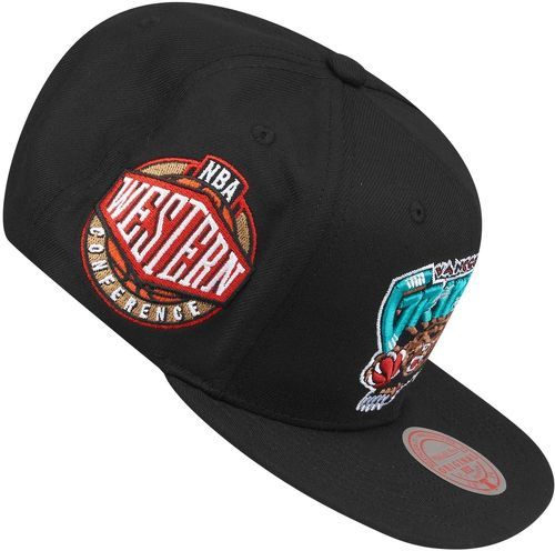Mitchell & Ness-Mitchell & Ness Snapback Cap - SIDEPATCH Vancouver Grizzlies-1