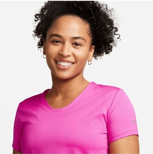 NIKE-T-shirt Nike Femmes Dri-FIT Seasonal rose-2