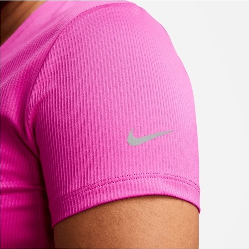 NIKE-T-shirt Nike Femmes Dri-FIT Seasonal rose-3