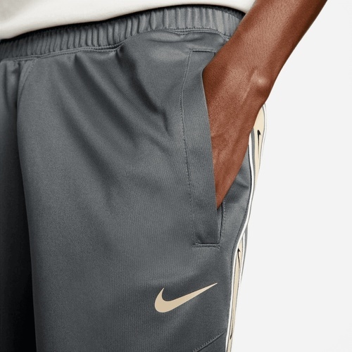 NIKE-Pantalon de survêtement Nike Sportswear Repeat gris foncé-2