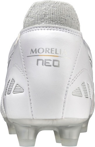 MIZUNO-Morelia Neo 3 Pro MD-4