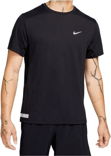NIKE-Rise 365 Maniche Corte-3