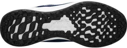 NIKE-Revolution 6-2