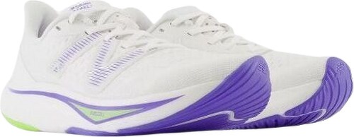 NEW BALANCE-Fuelcell Rebel V3-1