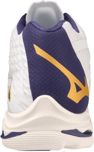 MIZUNO-Wave Lightning Z7-1