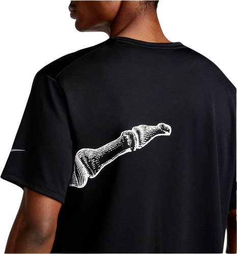 NIKE-Dri-Fit UV Run Division MILER GX-3
