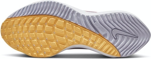 NIKE-Wmns Air Zoom Vomero 16-2