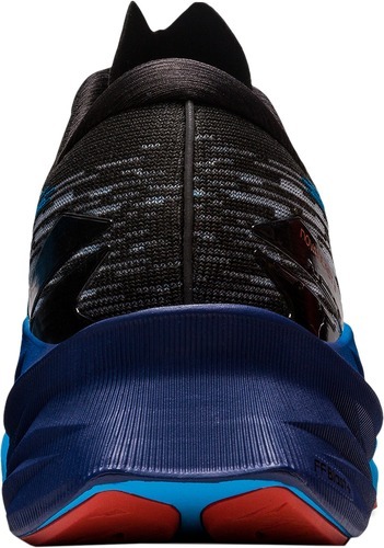 ASICS-Novablast 3-4
