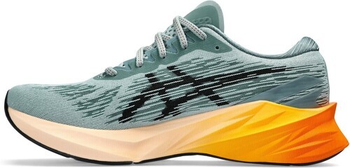 ASICS-Novablast 3-1