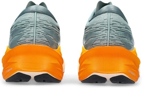 ASICS-Novablast 3-4
