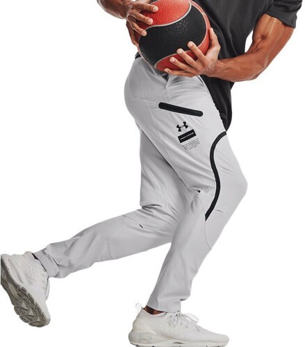 UNDER ARMOUR-Pantalon De Survêtement Under Armour Unstoppable Cargo-3