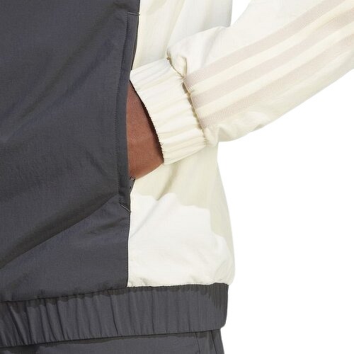 adidas Performance-Veste de présentation Juventus Tiro 23-4