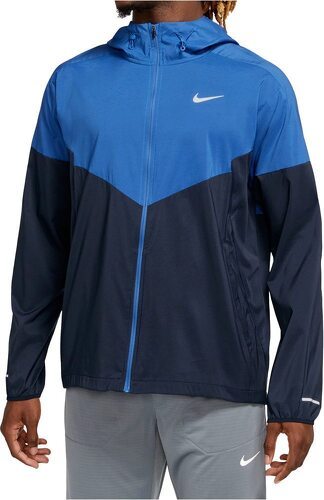 NIKE-Impossibly Light Windrunner Jacket-3