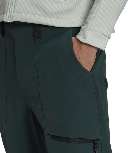 adidas Performance-Pantaloni Terrex Yearound Soft Shell-2