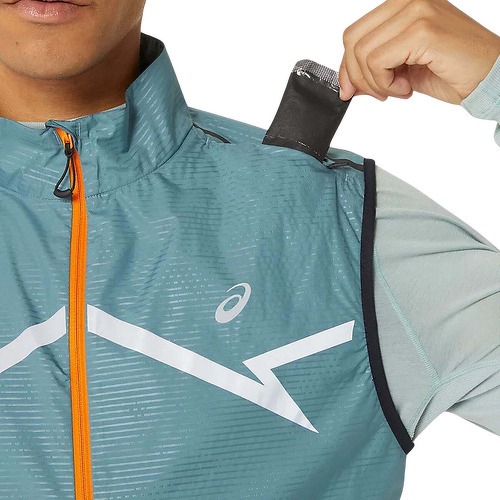 ASICS-Lite Show Vest-3