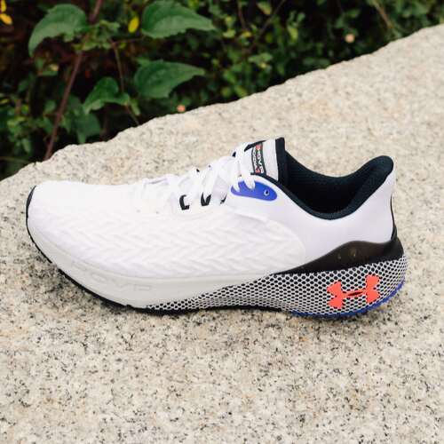 UNDER ARMOUR-HOVR™ Machina 3 Clone-1