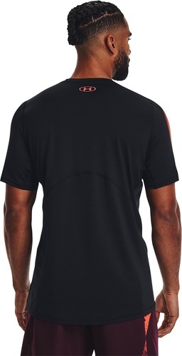 UNDER ARMOUR-HG Nov Fitted T-Shirt-3