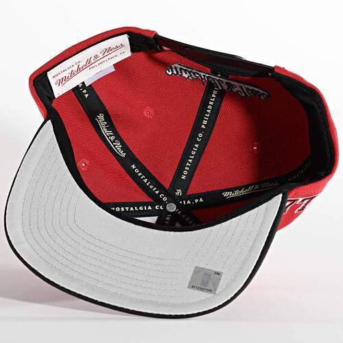 Mitchell & Ness-Casquette Chicago Bulls NBA Core Side-1