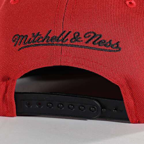 Mitchell & Ness-Casquette Chicago Bulls NBA Core Side-3