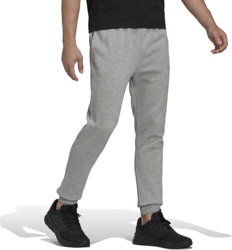 adidas Sportswear-Pantalon fuselé en molleton Essentials-1