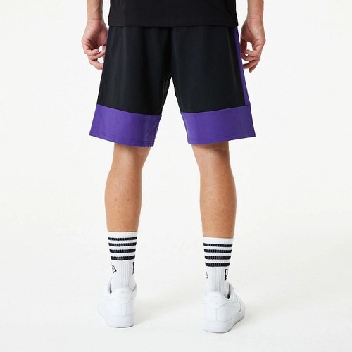 NEW ERA-Short Oversize Officiel New Era LA LAkers NBA Colour Block  Noir/Violet Homme-2