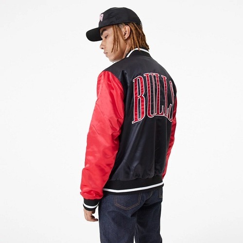 NEW ERA-New Era Satin Bomber Veste - NBA Chicago Bulls-3