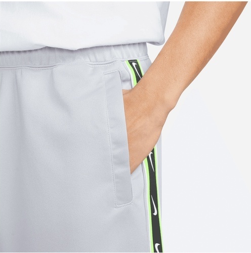 NIKE-Short Nike Sportswear Repeat gris/vert fluo-4