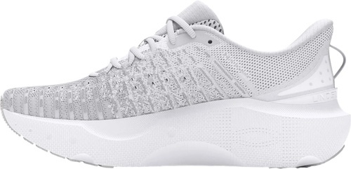 UNDER ARMOUR-Infinite Elite-2