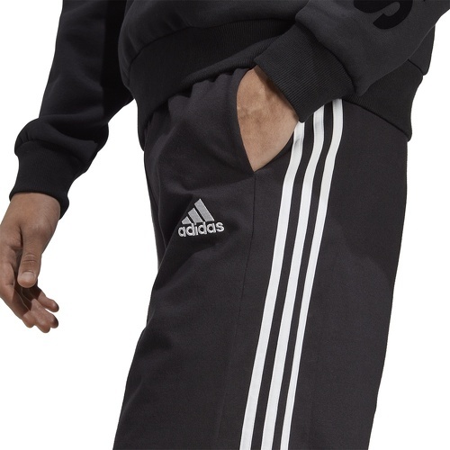 adidas Sportswear-Short Essentials Single Jersey 3-Stripes-4