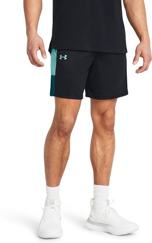 UNDER ARMOUR-Baseline Short-2