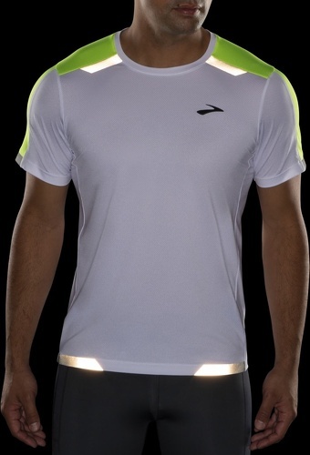 Brooks-Run Visible Short Sleeve-3