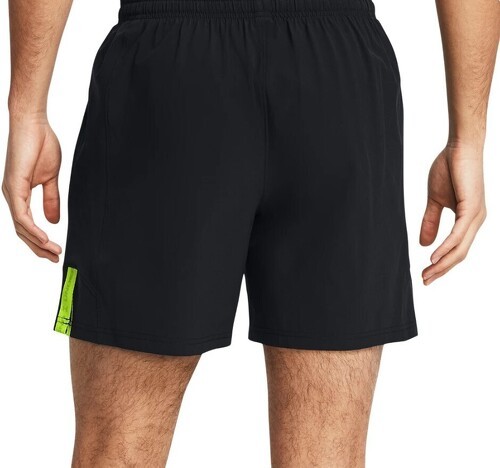 UNDER ARMOUR-Challenger Pro Woven Short-1