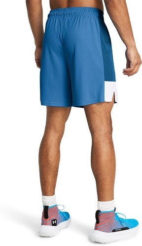 UNDER ARMOUR-Baseline Short-3