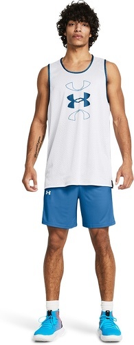 UNDER ARMOUR-Baseline Short-4