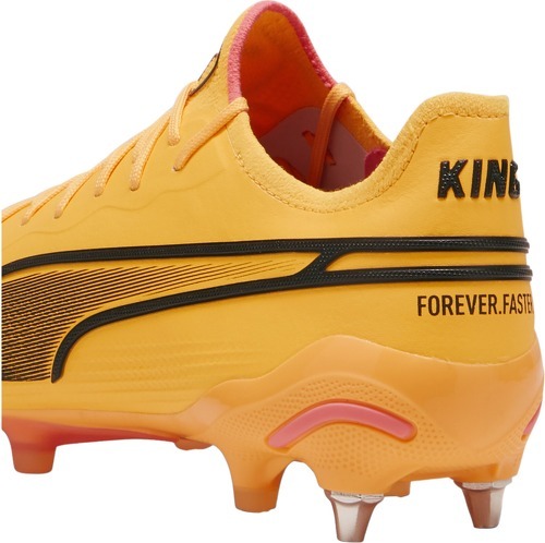 PUMA-King Ultimate MxSG-4