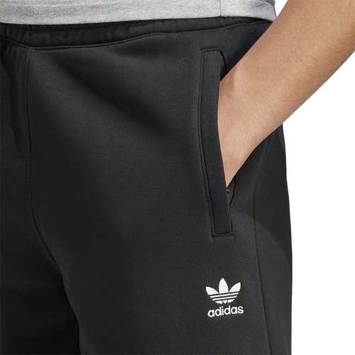 adidas Performance-Short Trèfle Essentials-4