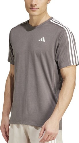 adidas-Own The Run E 3S T-shirt-image-1